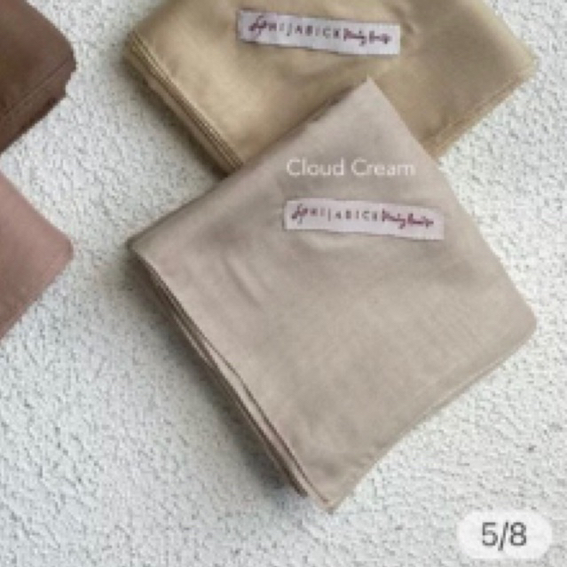 HIJABIC PARISNYA DYDY CLOUD CREAM