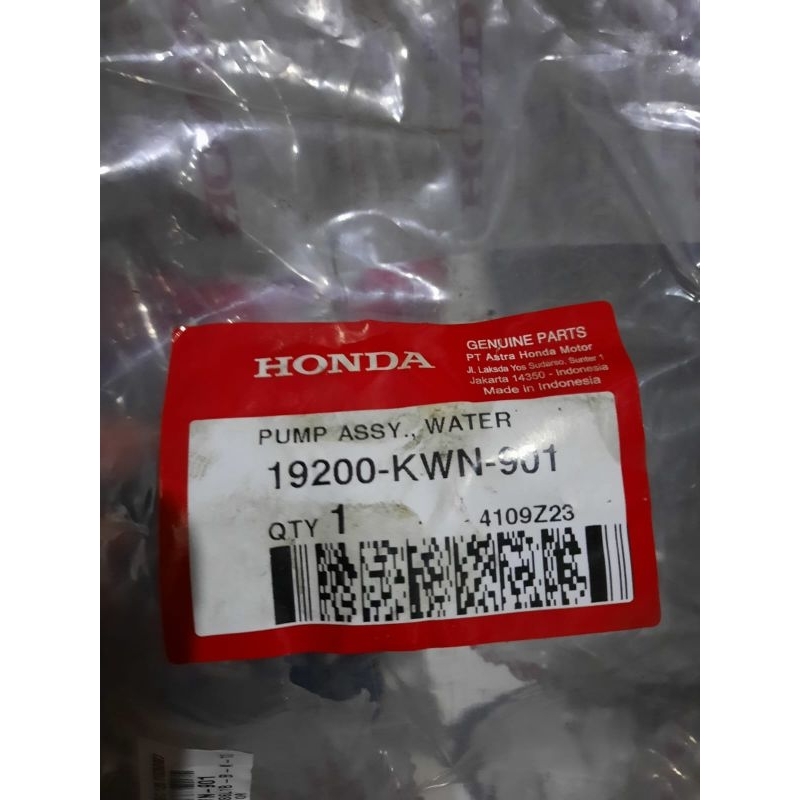 Pump assy water original vario 125