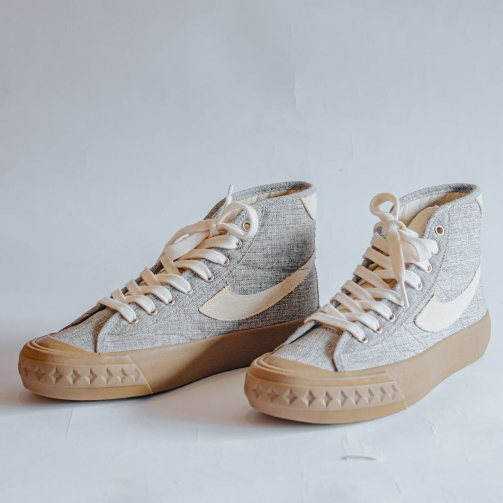 Sepatu Compass Linen High Ash