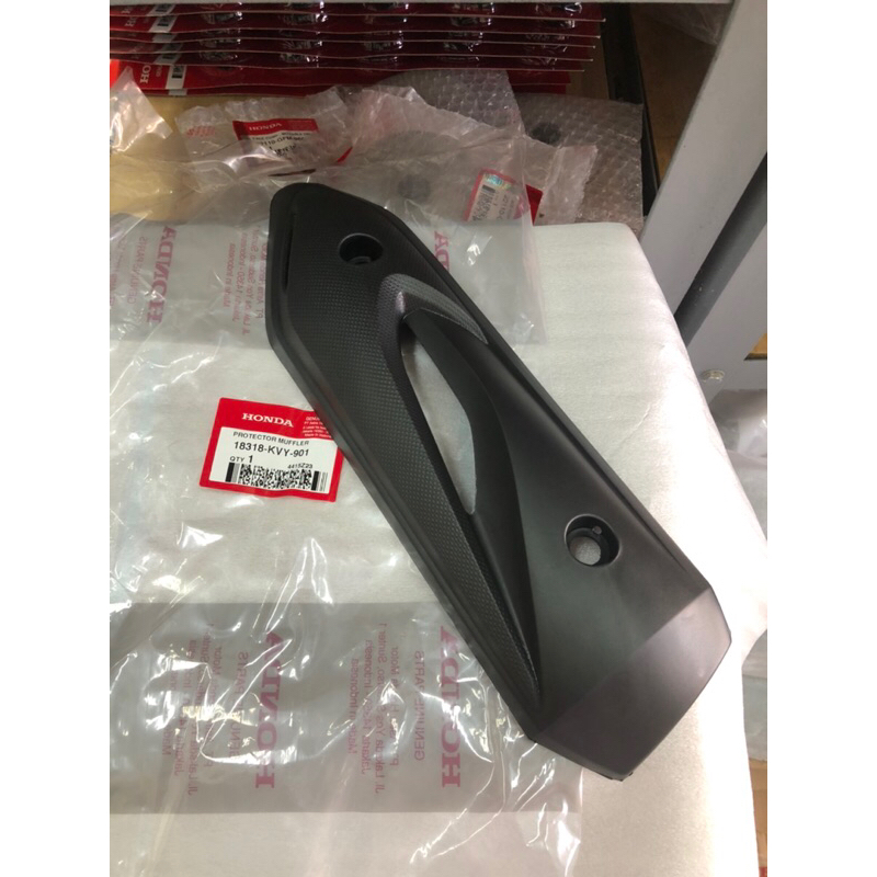 PROTECTOR MUFFLER BEAT KARBU TUTUP KNALPOT BEAT KARBU ORI 18318KVY901