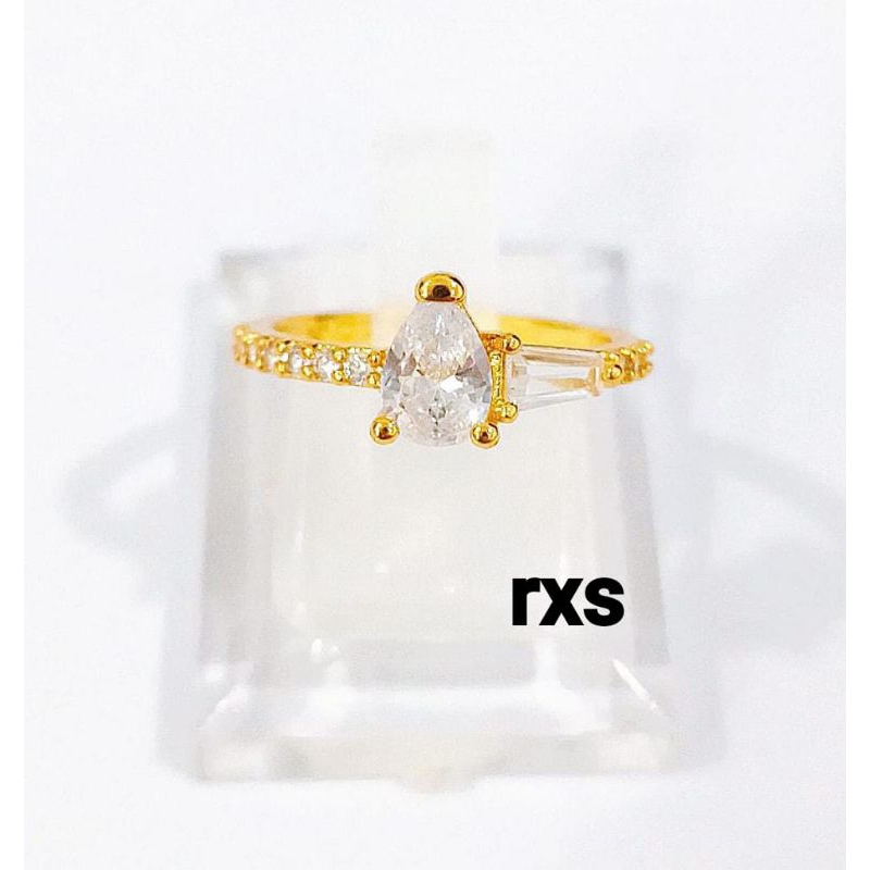 Cincin warna emas 24 k lapis kristal impor ada 6motif ,mewah bisa dipakai harian