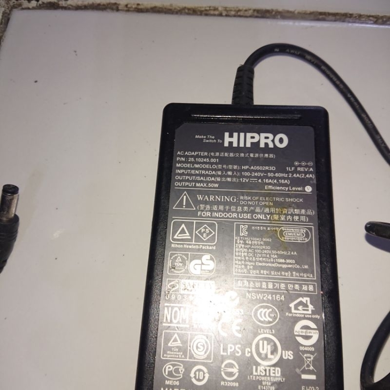 adpator 12v 4a hipro