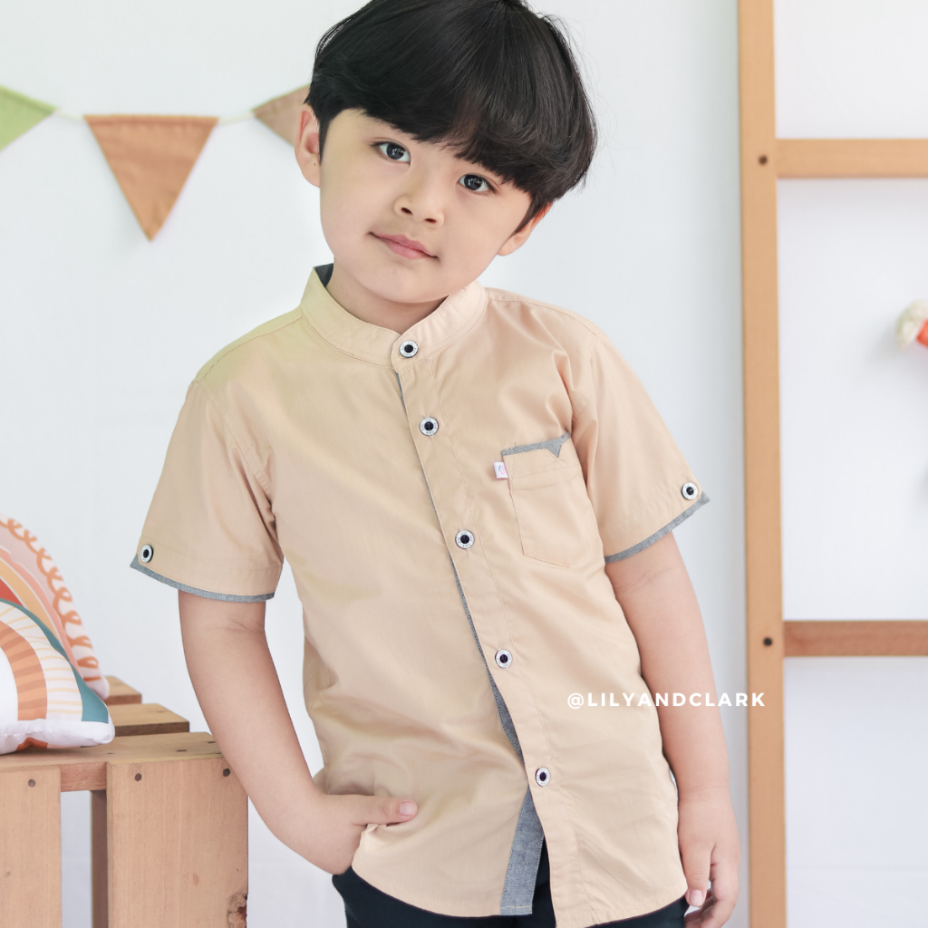 LILY AND CLARK KEMEJA PENDEK ANAK LAKI-LAKI KP04 MOCCA PREMIUM QUALITY