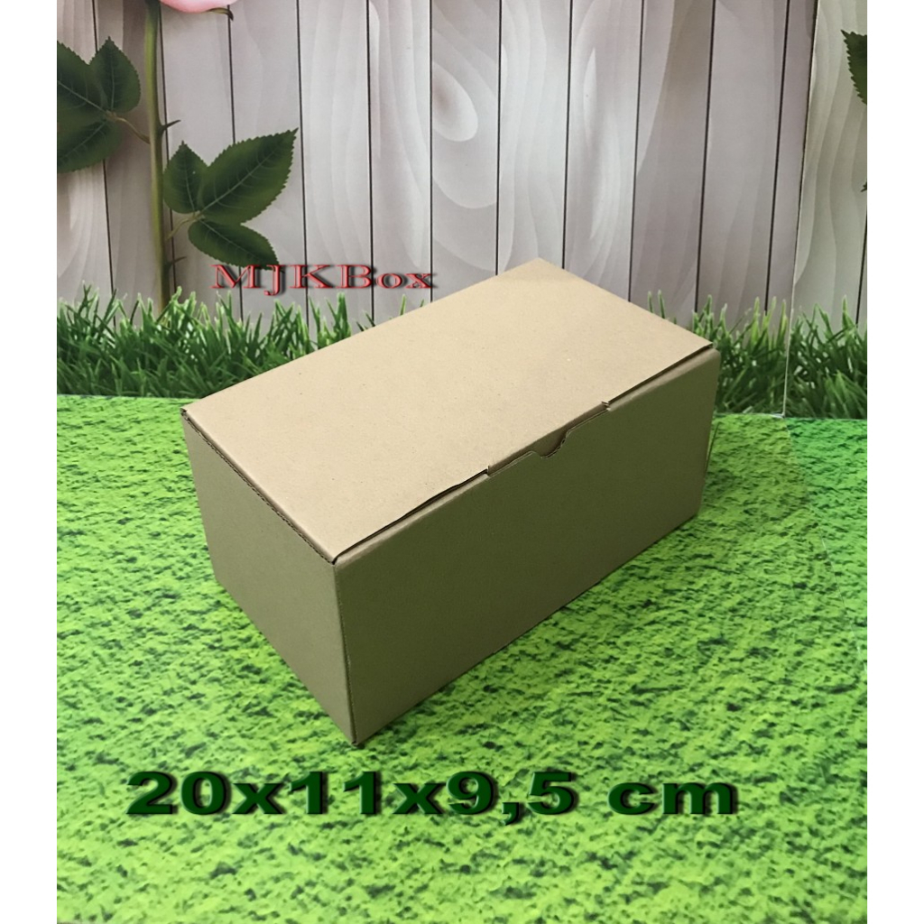 

Kardus karton uk. 20x11x9,5 cm...die cut box kotak Souvenir -dll