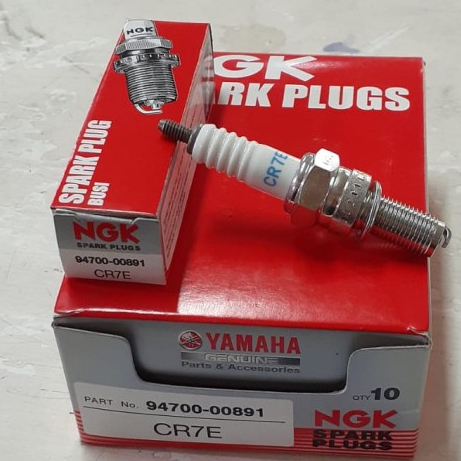 BUSI XEON -CR7E- YAMAHA-NGK