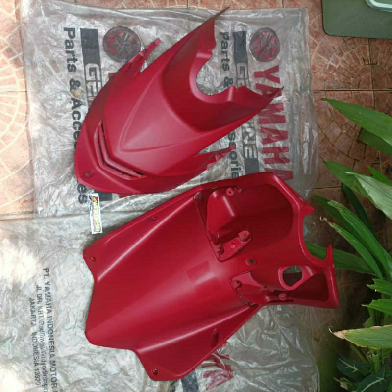 Dek cover tutup mesin cover bawah jok yamaha mio soul lama mio soul karbu old merah original ygp