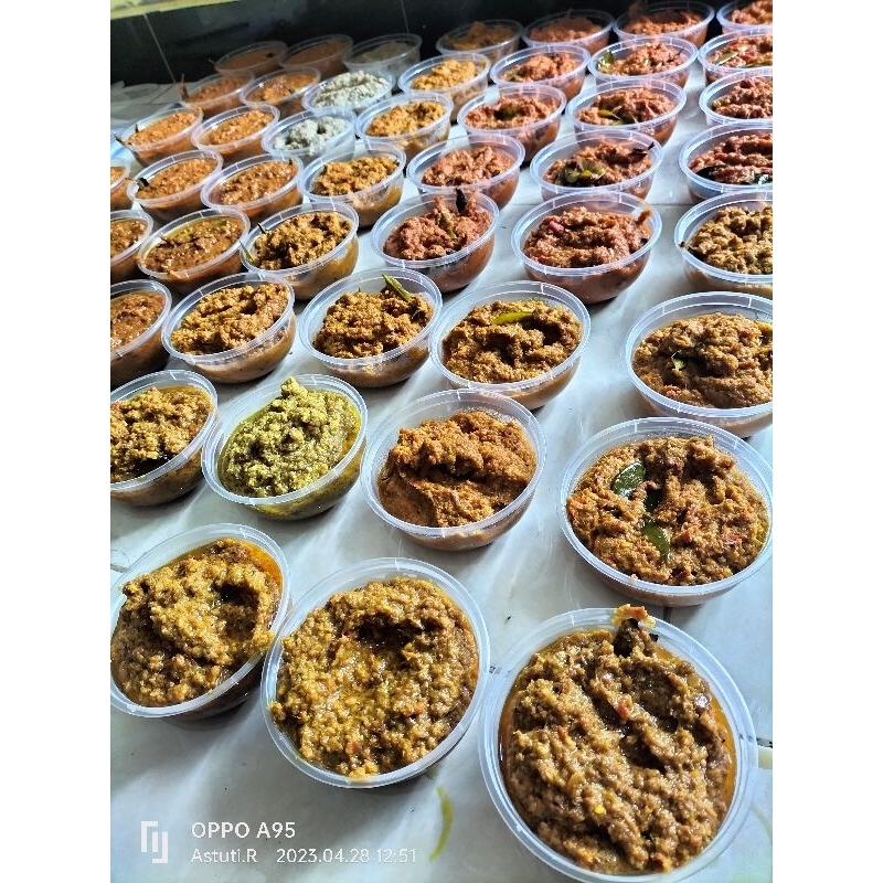 

bumbu halus rendang 200gr