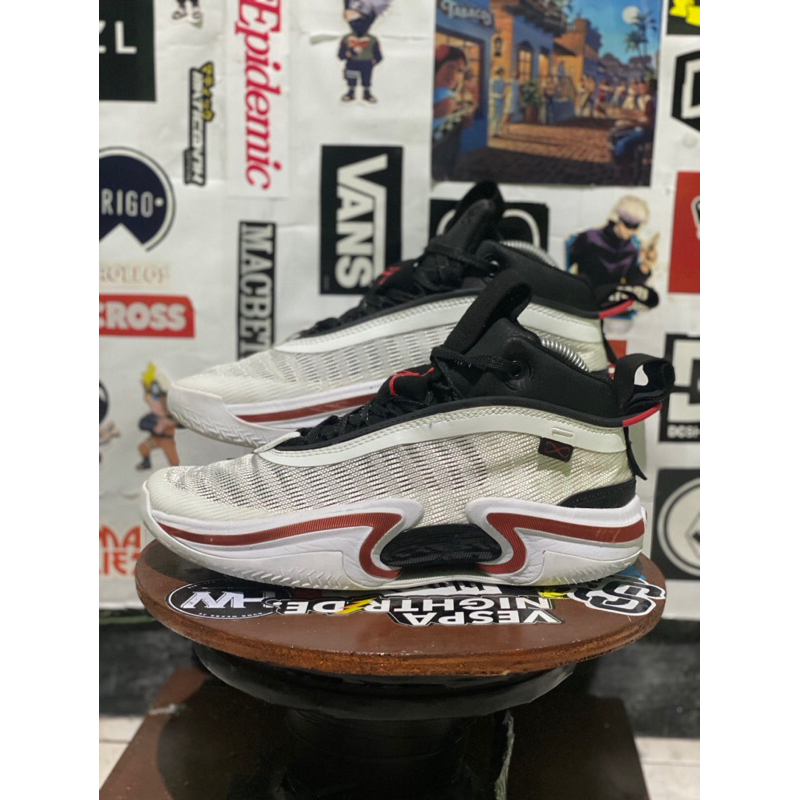 Nike AirJordan 36