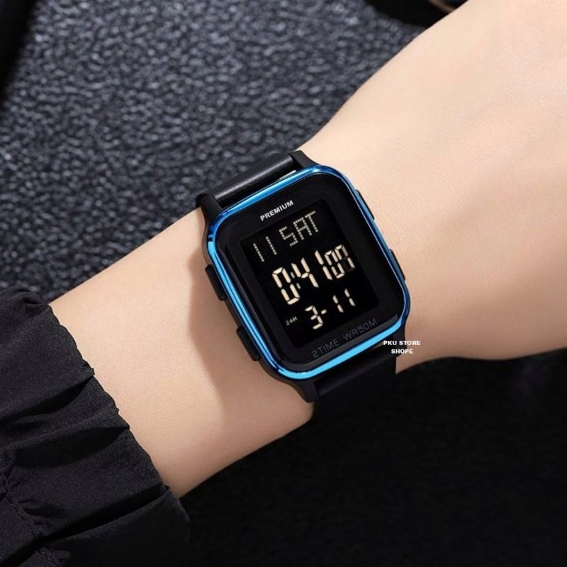 Jam Digital Premium Full Hitam UNISEX Pria Wanita Tahan air Standsr Militer Mewah Elegan Sporty Olahraga Strap Rubber Berkualitas Murah Cod Bayar Di Tempat Realpict Sesuai Foto