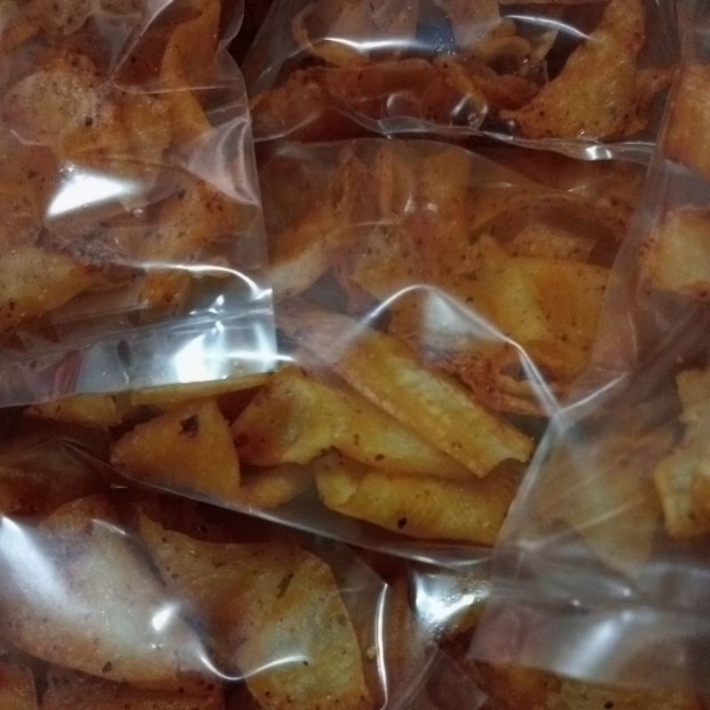 

Keripik Singkong Pedas Dan ORI Asin By luckystar1983