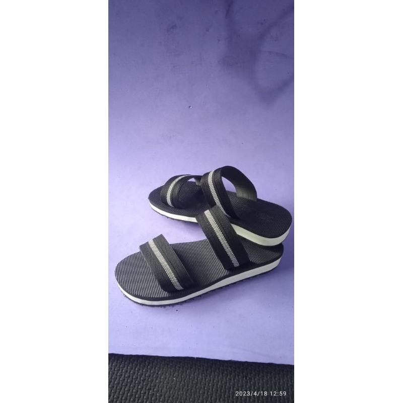 (GROSIR) SANDAL MADURA COWOK TINGGI 3,5CM BAGUS WARNA LAIN SESUAIKAN SELERA KAMI PRODUSKI MELAYANI PEMESANAN PARTAI GROSIR | SANDAL WEDGES | SANDAL GUNUNG