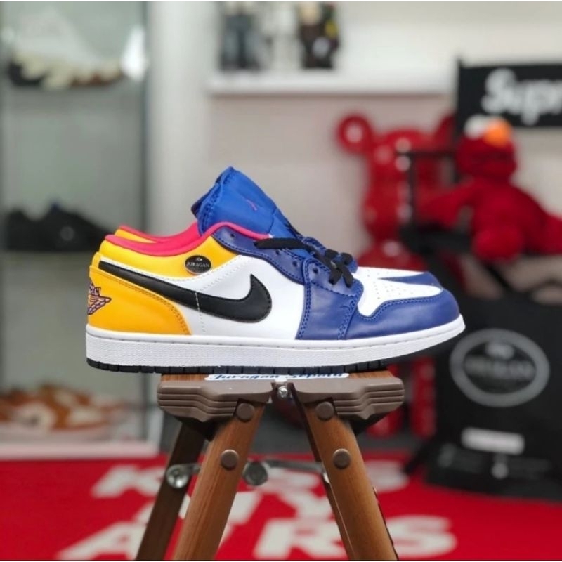 Nike Air Jordan 1 Low &quot;White/Royal Blue-Yellow&quot;