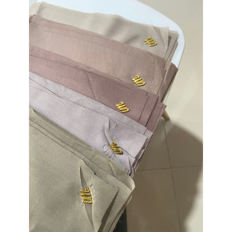 Umama Scarf kerudung PARIS OLIVE LC 110x110 cm jilbab paris premium paris olive