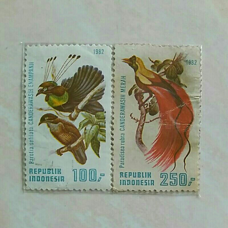 

(AC) Perangko Indonesia 1982 Burung Cendrawasih Set 2pcs Used