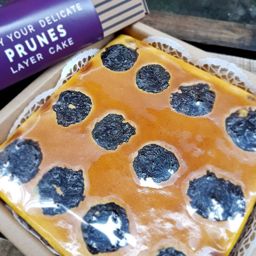 

Lapis Legit Premium CHEESE/PRUNES Tanpa Terigu (GLUTEN FREE) - Full 20x20