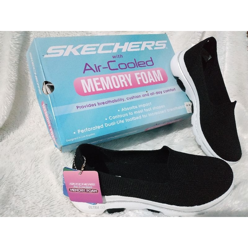 Prelove SKECHERS wanita warna hitam >> Harga NETT yaa