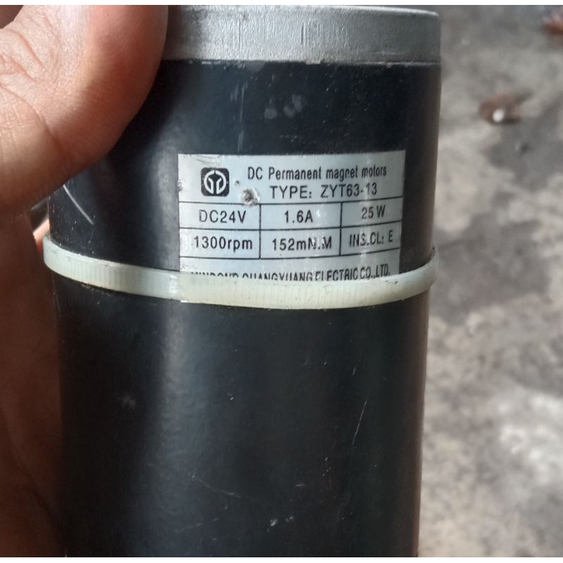 Dc Motor apermanent Magnet 24V 1,6A 1300Rmp