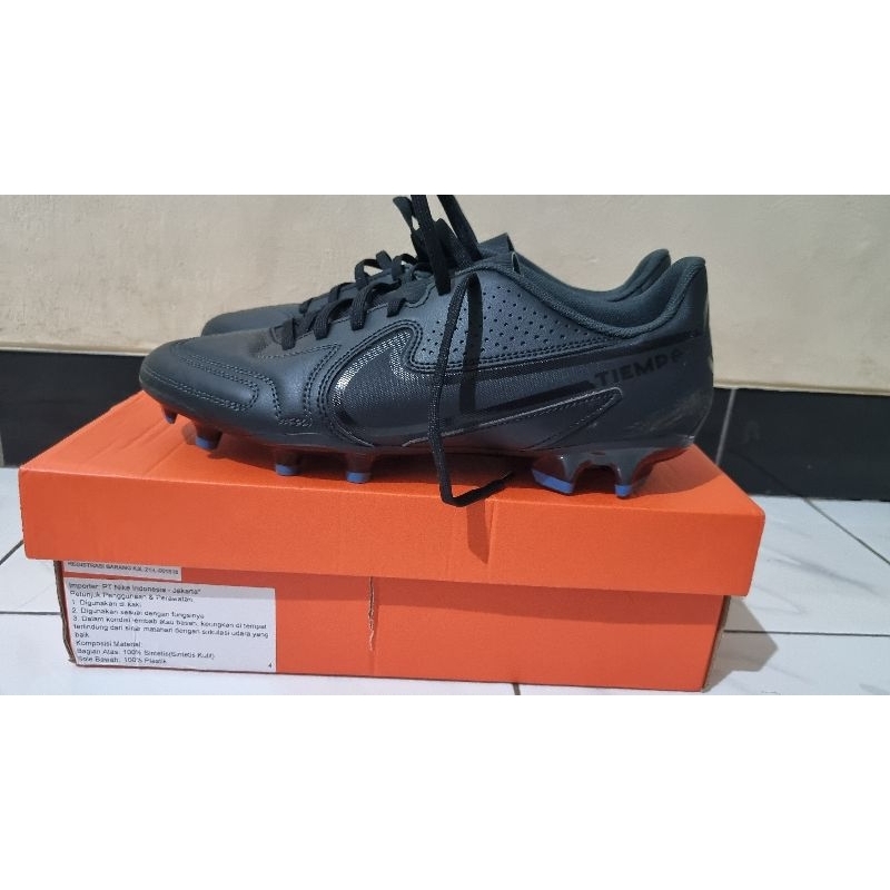 sepatu bola nike legend 9 ukuran 43