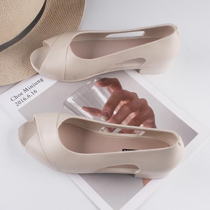 Sandal New Flat Shoes Wanita thicki heels Import High Quality RF