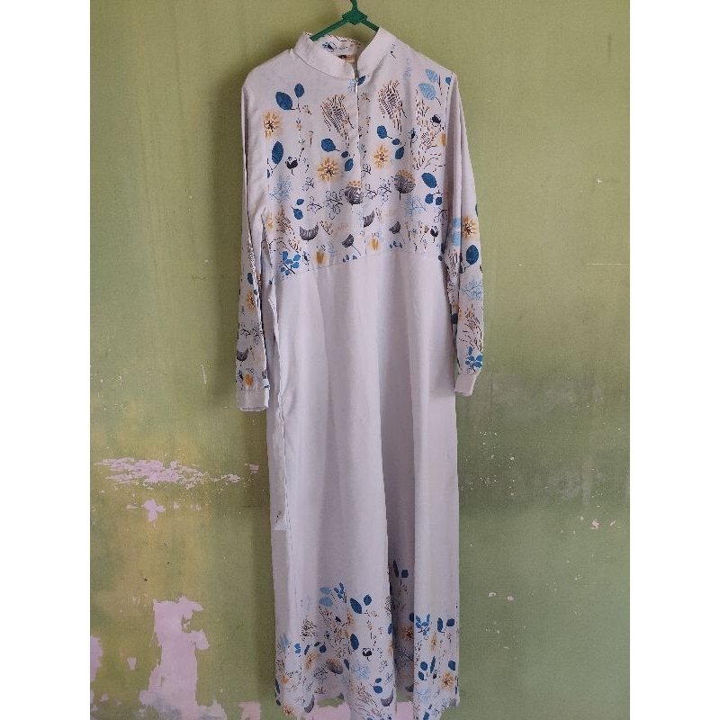 Preloved Gamis Putih by Alina Collection / Gamis Daily / Gamis White Bekas / Gamis Branded Bekas