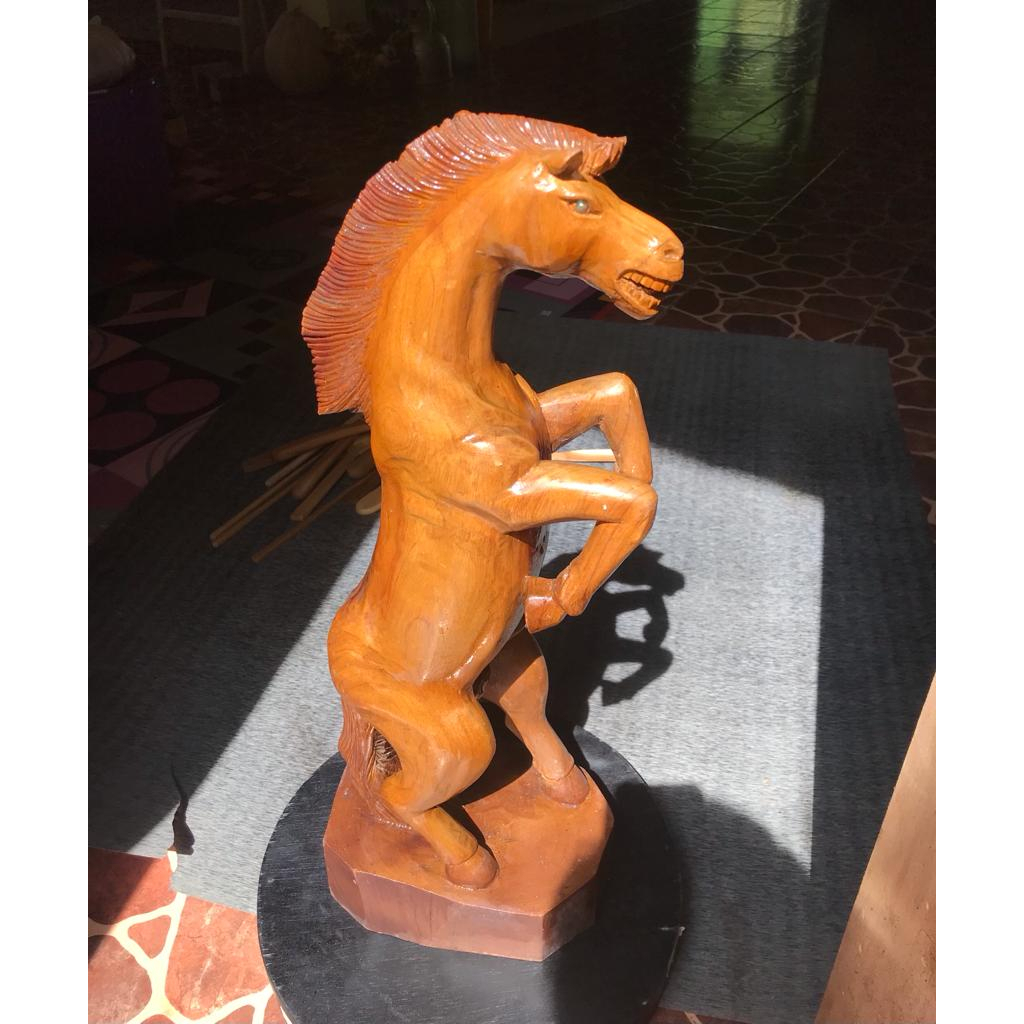 Patung Kuda Kayu Jati
