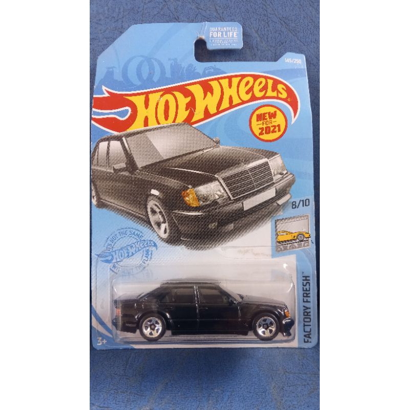 Hot Wheels Mercedes-Benz 500E