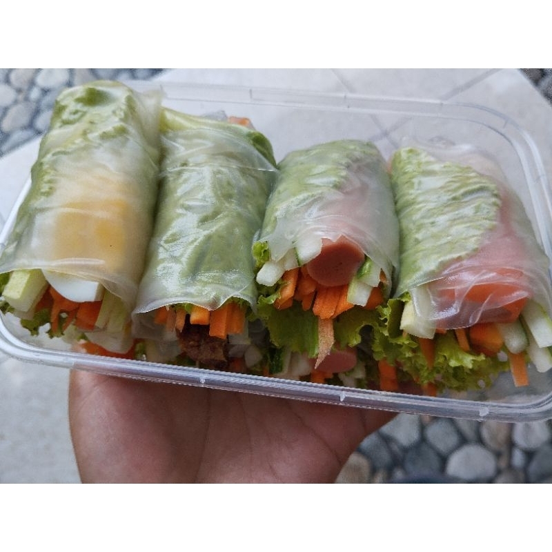 

salad vietnam roll isi 8 roll (besar)