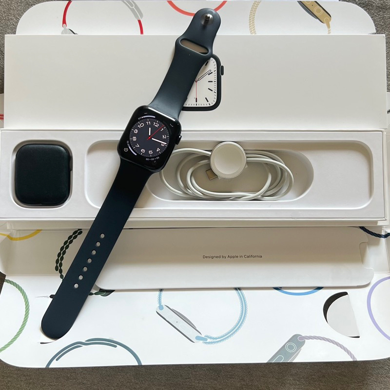 Apple watch series 7 size 45mm Second