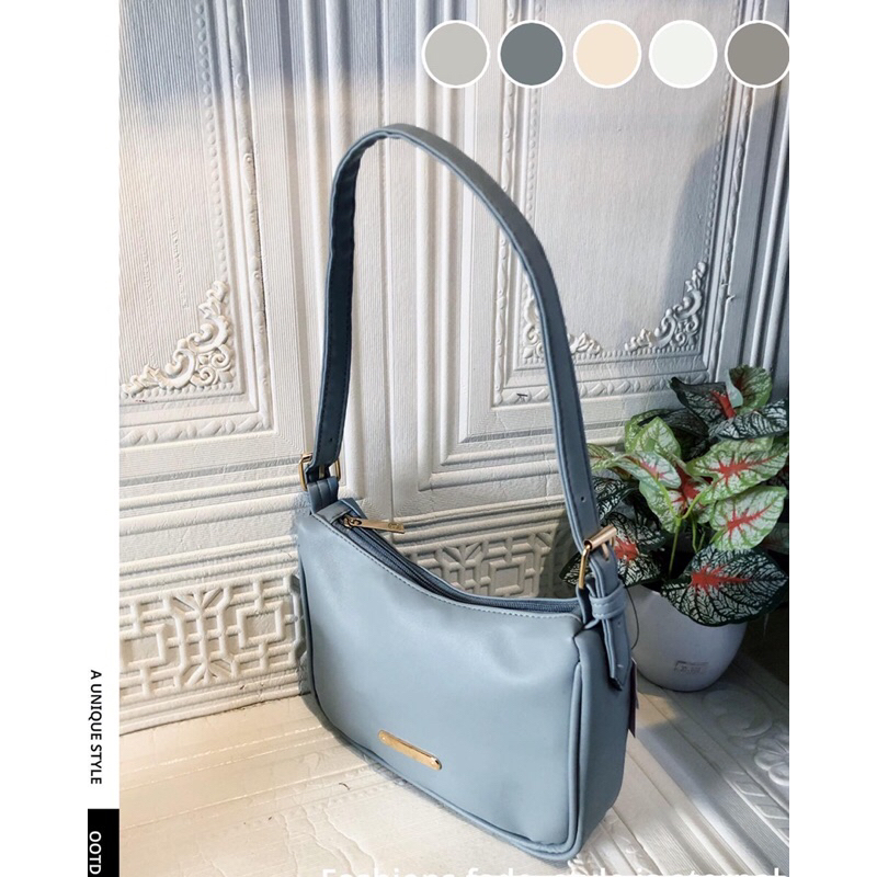 STARLA BY AQILLA BAGS / TAS SLEMPANG