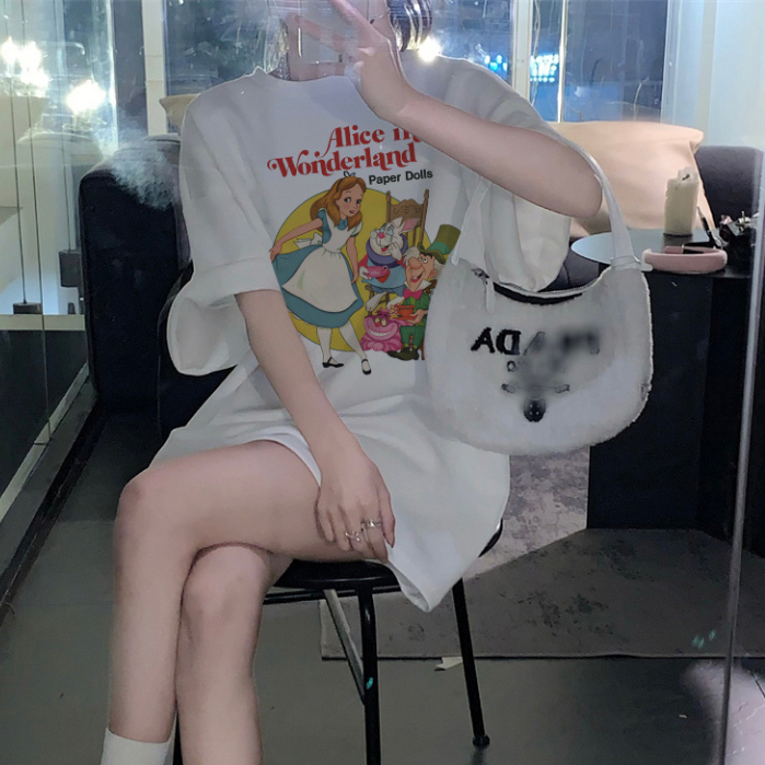 Kemeja oversize wanita lengan pendek heart graffiti print Alice In Wonderland T-shirt import kaos wanita korean style premium kaos hitam ootd