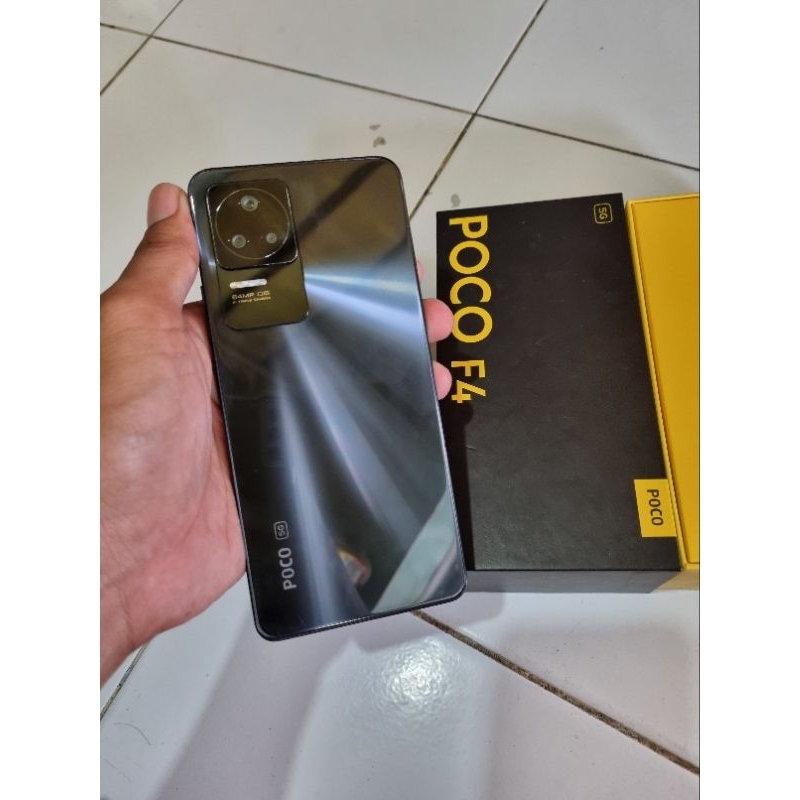 poco f4 5g 8/256 second fullset normal