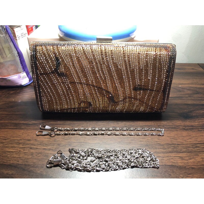 Clutch Tas Pesta White Gold