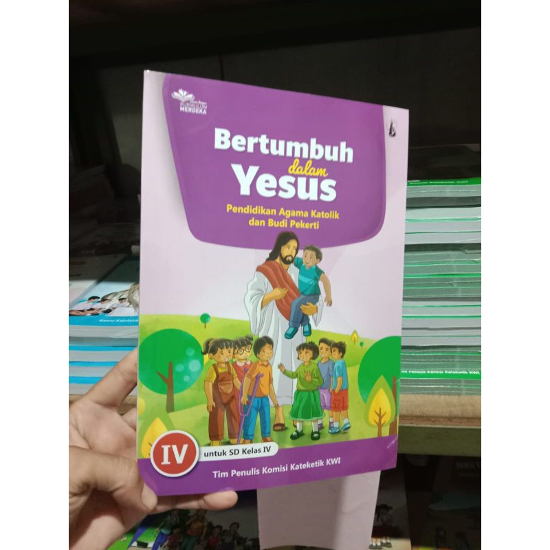 BERTUMBUH DALAM YESUS UNTUK KELAS 4 SD KURIKULUM MERDEKA