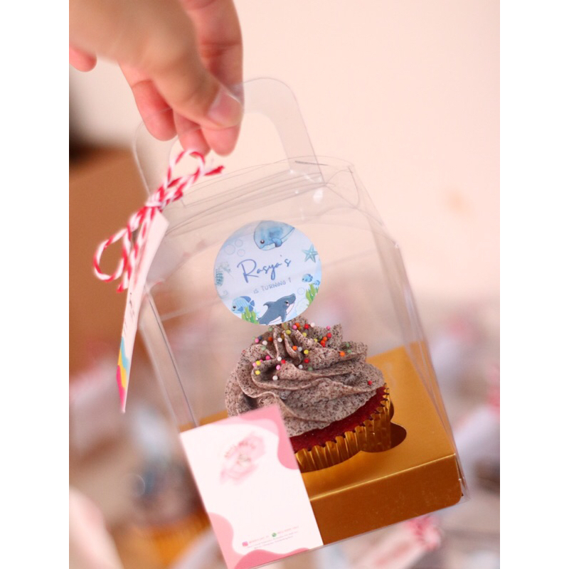 

CUPCAKES HAMPERS (Birthday)