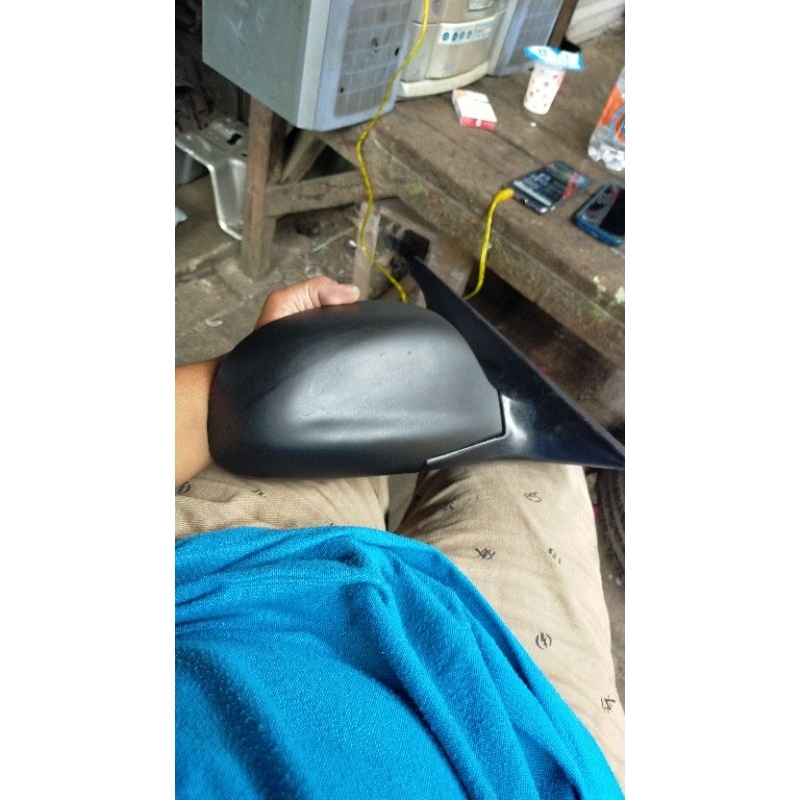 spion hyundai avega