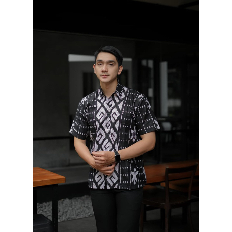 PROMO! Batik Pria Berkualitas Lengan Pendek Hitam Manis