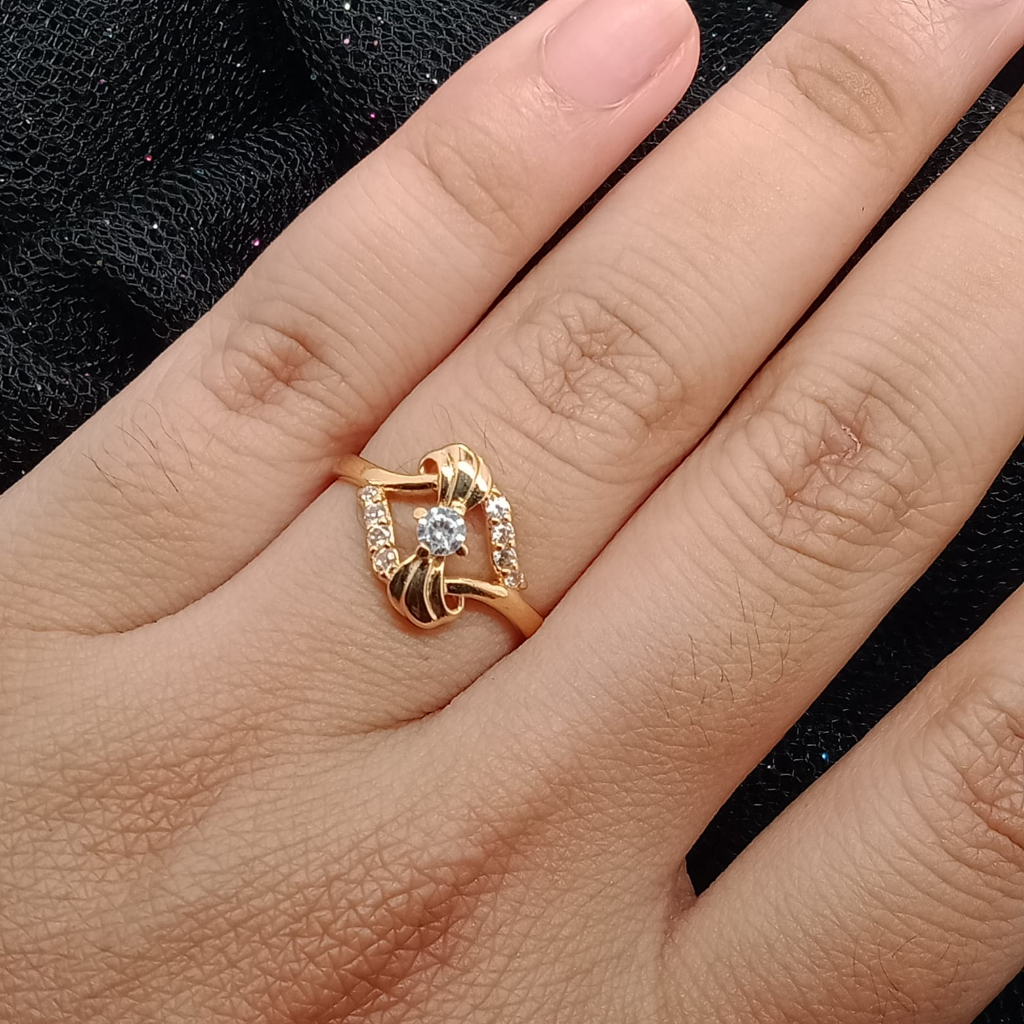 Cincin Emas 17K - 1.65 Gr Kadar 750 - 4905