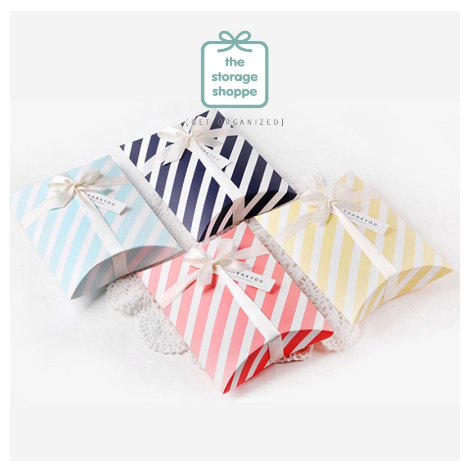 

The Stotage Shoppe - Kotak Souvenir Bantal / Pillow Box L 18.5 x 13.5 x 4 cm - LILA JAYA MAGELANG