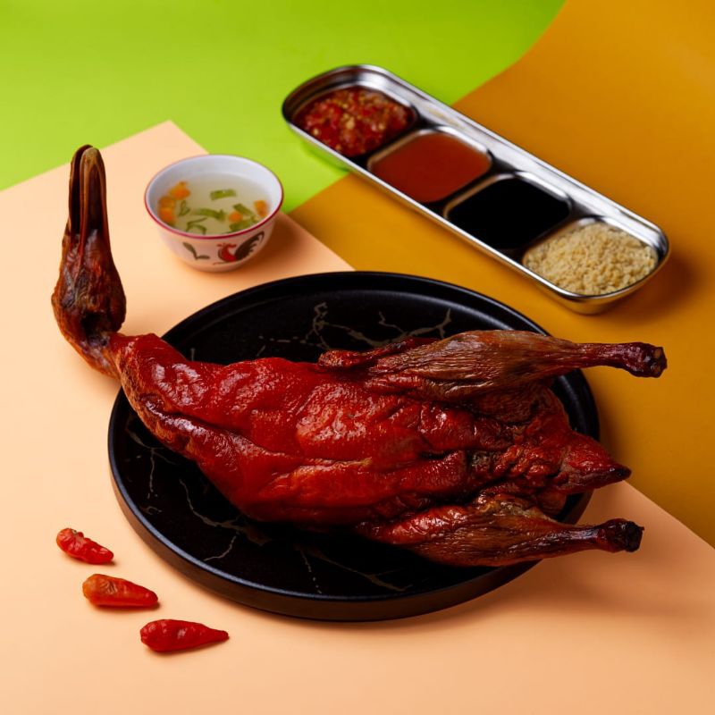 Bebek Peking Panggang Dibelah Dua Size 1,2 - 1,3 kg / Roasted Duck Halal