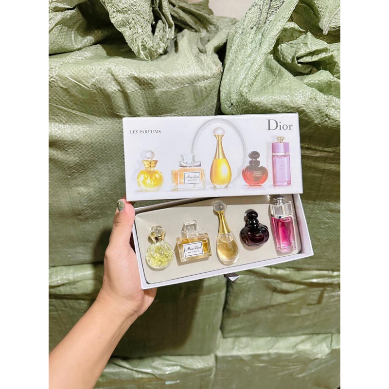 PARFUM MINIATUR DIOR SET 5 IN 1