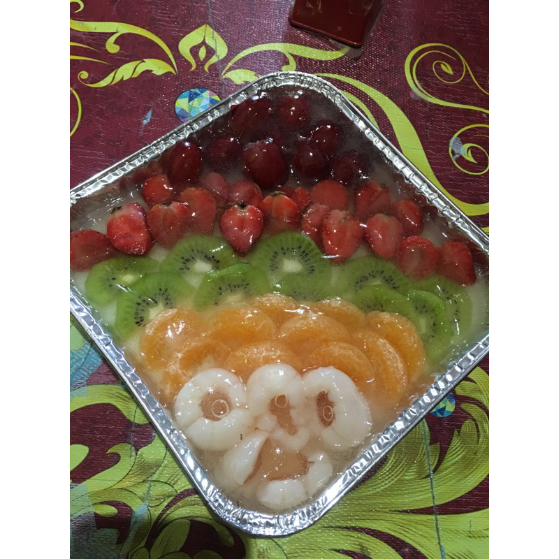 

Puding Susu Buah segar+vla Madalika