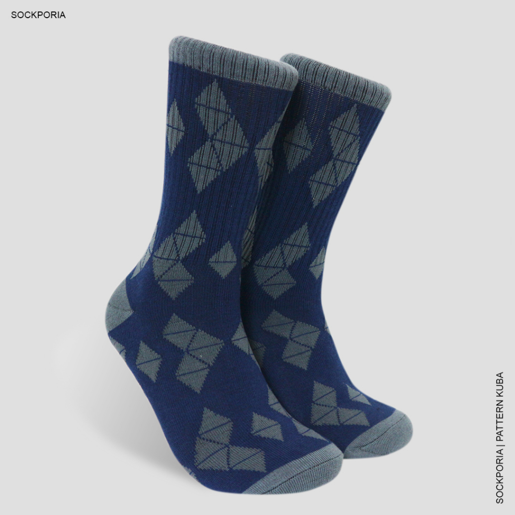 Slop Kaos Kaki Motif Tribal - Kuba