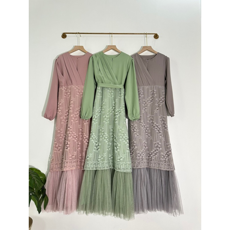 Aurora dres semi duyung