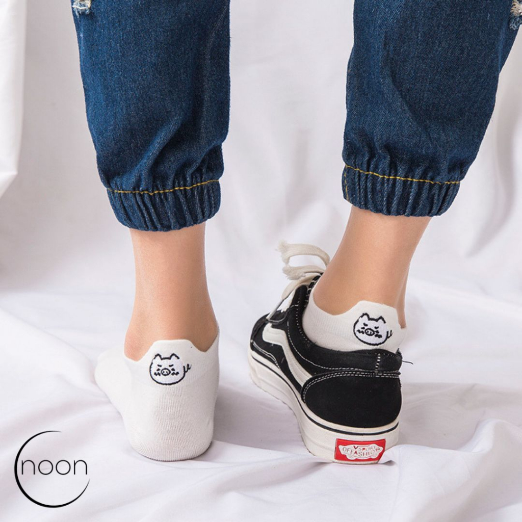 NOON (Over The Moon) Kaos Kaki Wanita Korea Dewasa Sekolah Kerja Kantor Pendek Semata Kaki Ankle Socks Motif Lucu Imut Import Impor Murah Sneakers