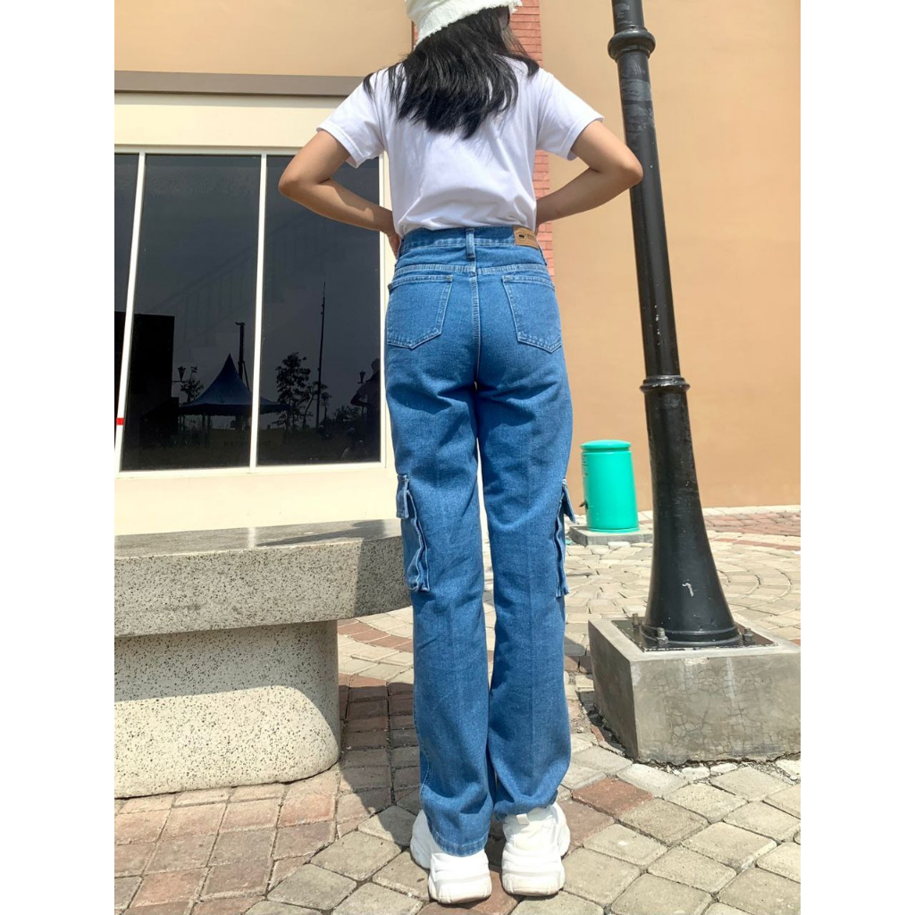 Weki Loose Cargo Jeans Highwaist Medium Blue
