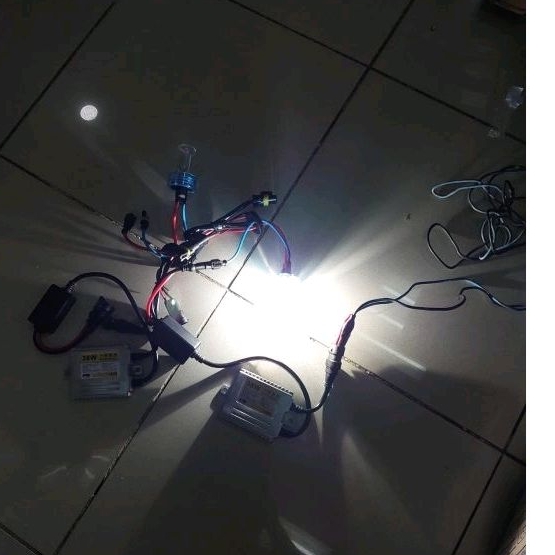 Bola lampu set HID mobil H11