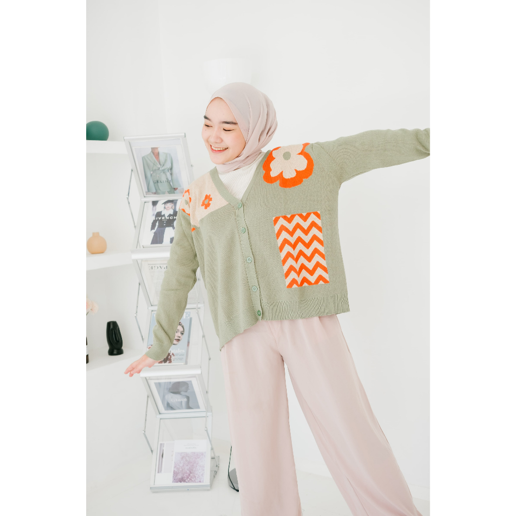 Cera Cardigan 3 Tone