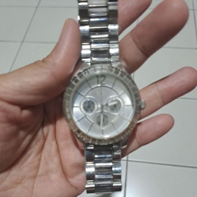 Jam Tangan Guess wanita ORI 100%
