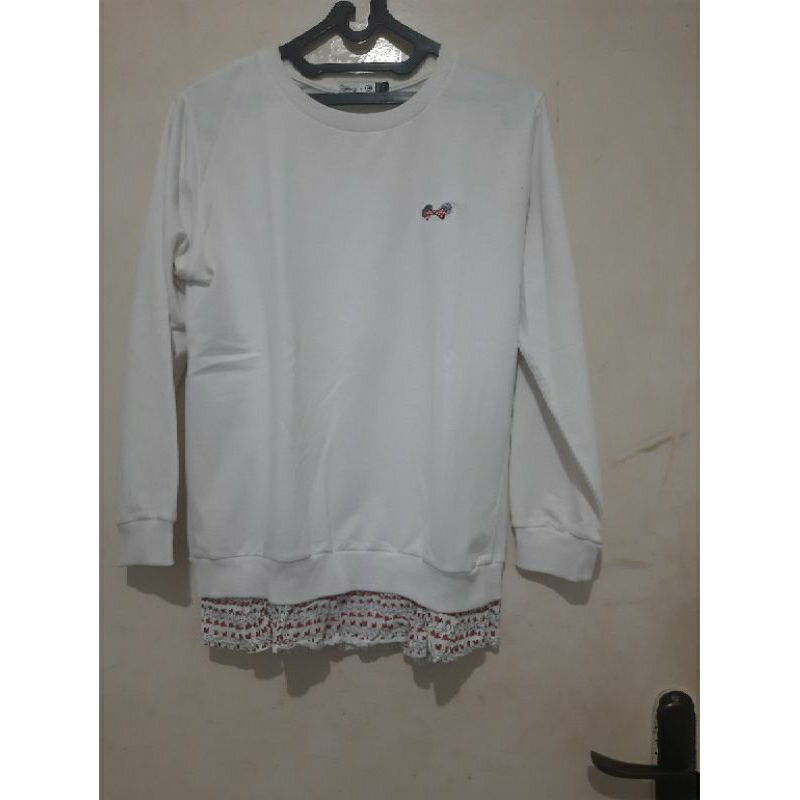 sweater nevada x disney