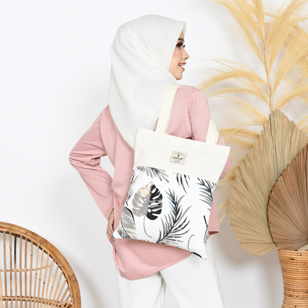 Tas Tote Bag Resleting Kuliah Wanita bahan kanvas Polos dan motif bisa custom sablon untuk seminar